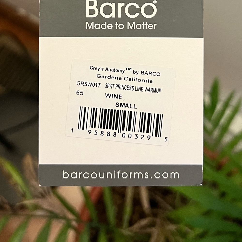 Barco Uniforms Professional Bomber Jacket in Deep Purple - Picture 3 of 3